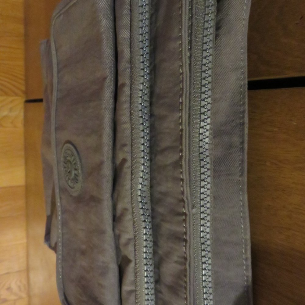 Kipling Gray Medium Crossbody Bag, Euc - image 2